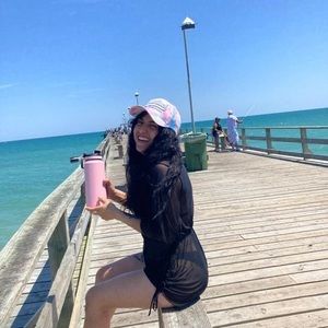 Meet your Posher, Nohemy